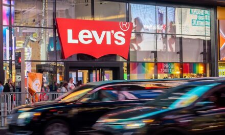 Investors Denounce Levi Strauss CEO Chip Bergh for ‘Partisan Toxicity’