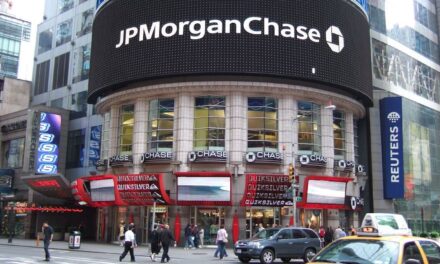 Conservative Shareholder Activists Blast JPMorgan Chase for Political and Religious Bias